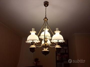 Lampadario vintage per sala da pranzo.