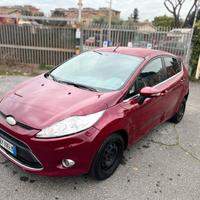Ford Fiesta anno 2009, leggere bene la descrizione