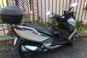 Scooter kymko g-dink 300cc