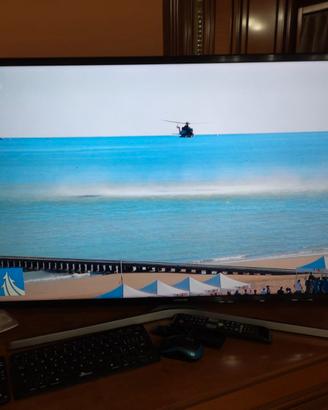 TV SAMSUNG 40 .4K