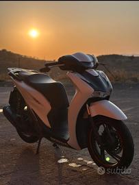 Sh 125 sport bianco 2024