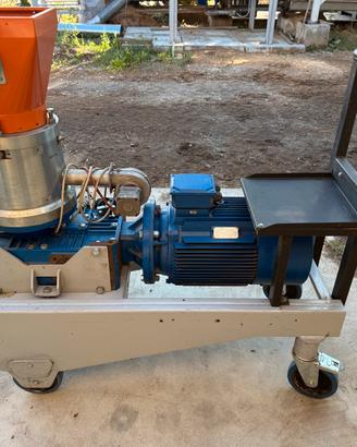 Pellettatrice PLT 400