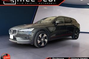 Volvo V60 Cross Country B4 (d) AWD Geartronic