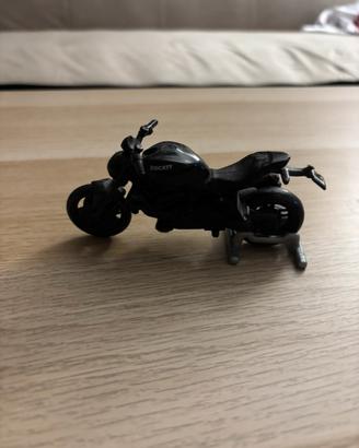 Modellino Ducati monster originale