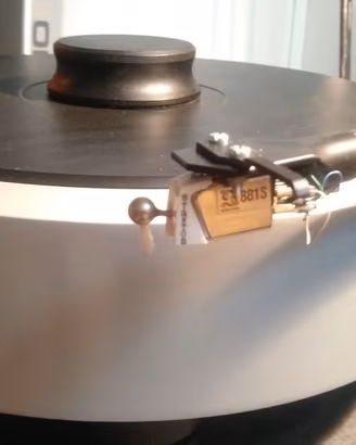Pro-ject 6.1 sb + Stanton 881S
