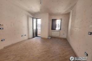 Appartamento 3 vani e acc. con Box auto