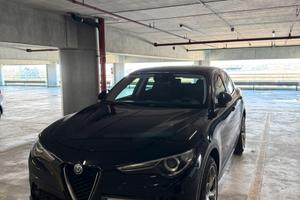 Alfa Romeo Stelvio 2.2 210 cv Q4
