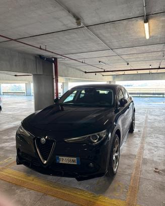 Alfa Romeo Stelvio 2.2 210 cv Q4