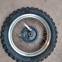 cerchio e gomma Suzuki dr