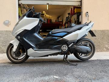 Yamaha Tmax 500