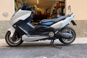 Yamaha Tmax 500