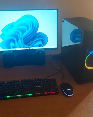 Computer gaming + monitor + tastiera e Mouse rgb
