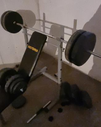 Panca più pesi e bilancere