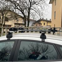 Portapacchi con 2 canaline per trasporto bici