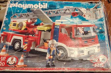 Playmobil. Camion pompieri
