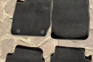 Doppio set tappetini - Ford Fiesta 2011-2017