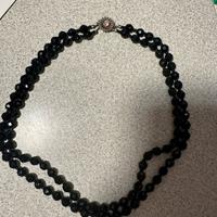 Collana con chiusura a fiore vintage