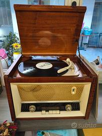 radio Philips vintage ,con giradischi