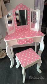 postazione trucco bambina