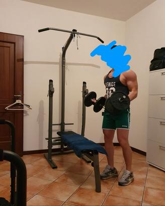 Panca multifunzione per palestra