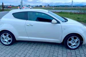 Alfa romeo Mito 1,6 TD allestimento lusso veloce
