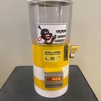 Distributore automatico di noccioline vintage