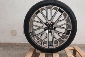 Cerchi in lega Nuovi Audi RS 2026 gomme incluse 