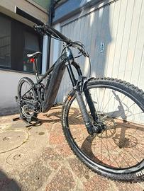 Bicicletta MTB Giant Regin E+2 elettrica taglia M