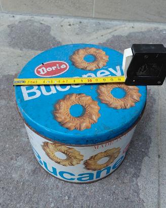 scatola di latta biscotti bucaneve doria