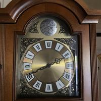 Orologio a Pendolo in legno a Colonna