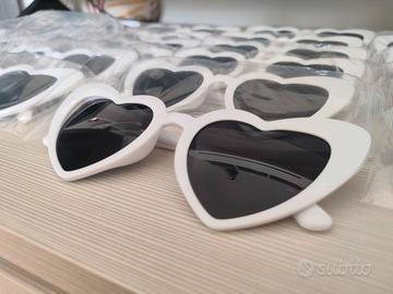 Occhiali a forma di cuore