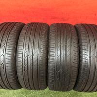 215 55 17 Gomme Estive 85% Bridgestone 215 55 R17