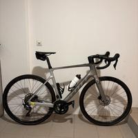Scott Addict eRide- Bici da corsa elettrica carbon