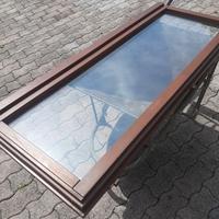 Serramenti in legno più scuretti