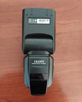 Flash Triopo TR 982 IIN per Nikon