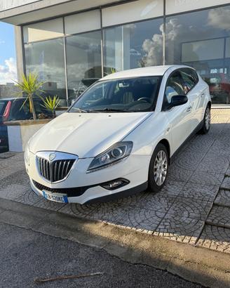 Lancia Delta 1.4 T-Jet 120 CV Platino Ecochic GPL