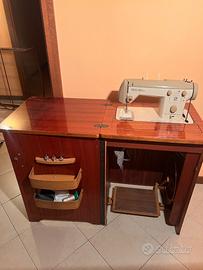 Macchina da cucire Edel con mobiletto