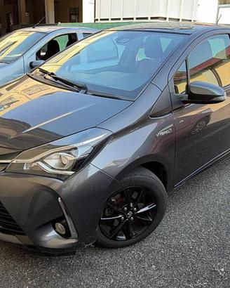 TOYOTA Yaris 1.5 Hybrid 5 porte