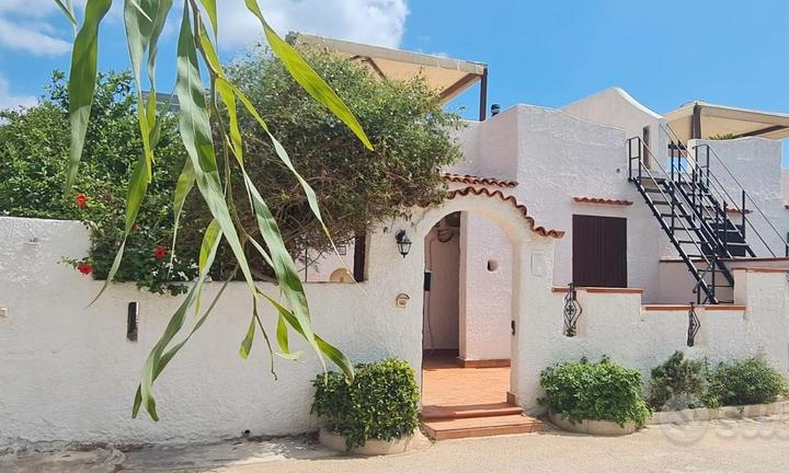 Triscina villetta 5 vani con ampio terrazzo