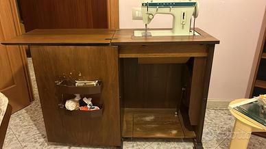 Macchina da cucire singer mod. 257
