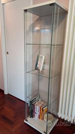 Vetrina - Libreria di vetro