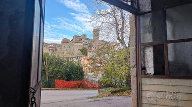 Locale Magazzino C/2