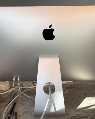 iMac 27" 5K (Fine 2015) Core i5 3,2 GHz - SSD 24 G