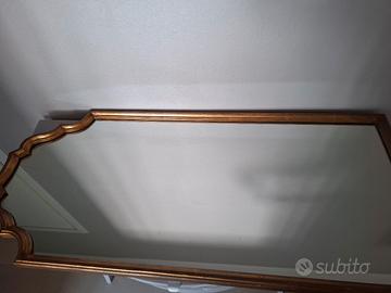 mobili e specchio per corridoio