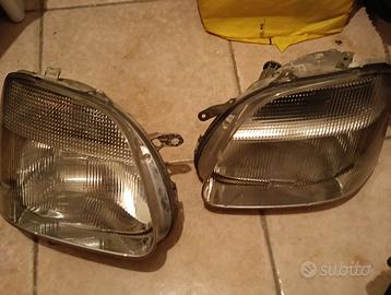 fari anteriori Opel Agila 2004