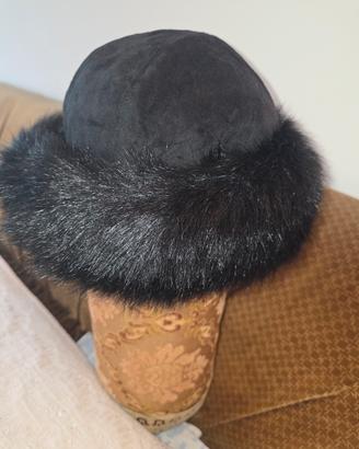 Cappello pelliccia ecologica nero