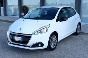 Peugeot 208 1.6 diesel 2017 5 porte Allure