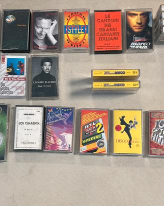 Musicassette vari generi anche liscio
