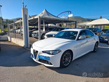Alfa Romeo Giulia 2.2 Turbodiesel 150 CV anno 2018