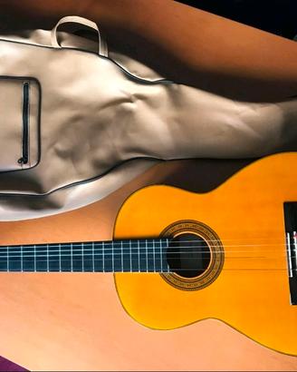 Chitarra classica Suzuki Nagoya SC 231